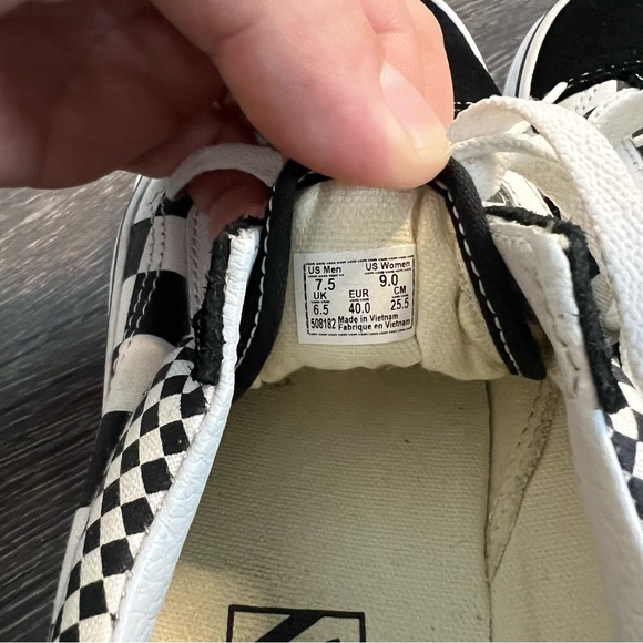 Vans Old Skool “Mix Checker” in Black/True White - Picture 8 of 10